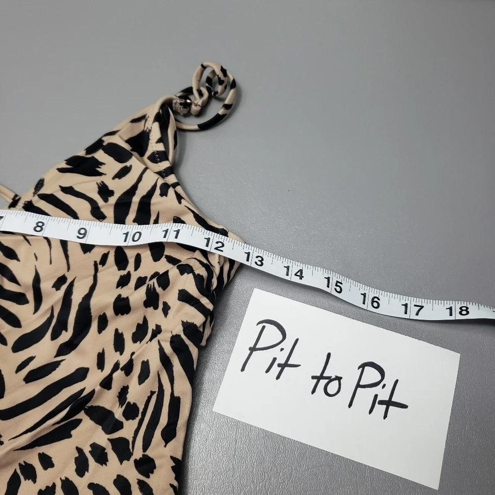 Shade and shore animal print one peice open back bathing suit women's size small